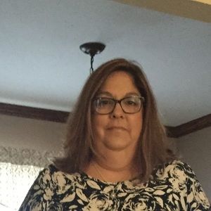 Meet your Posher, Loriann